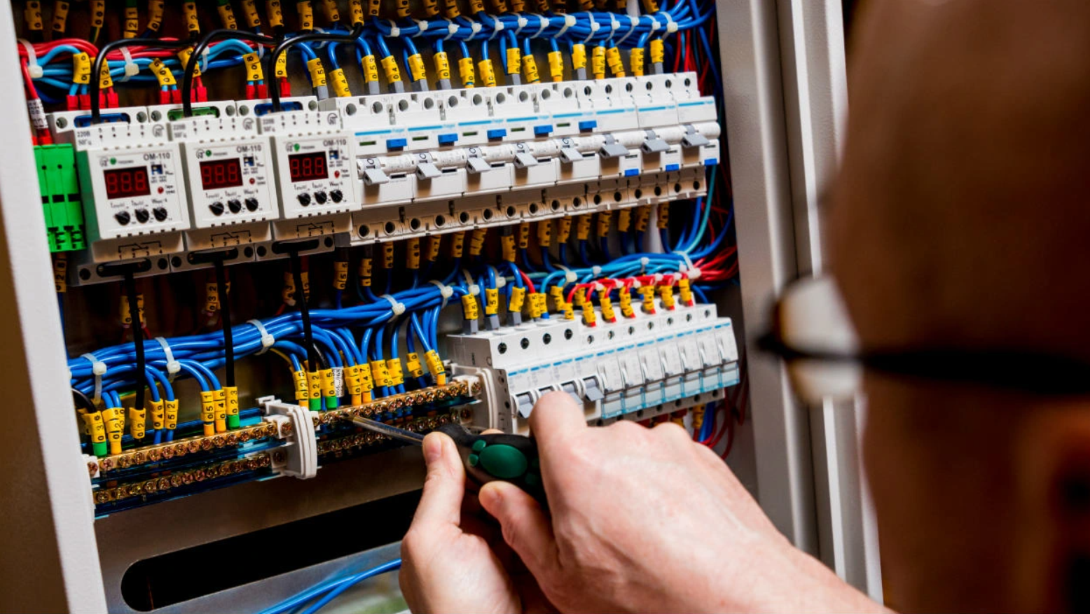 Installation von Überspannungsableitern – praktische Tipps.